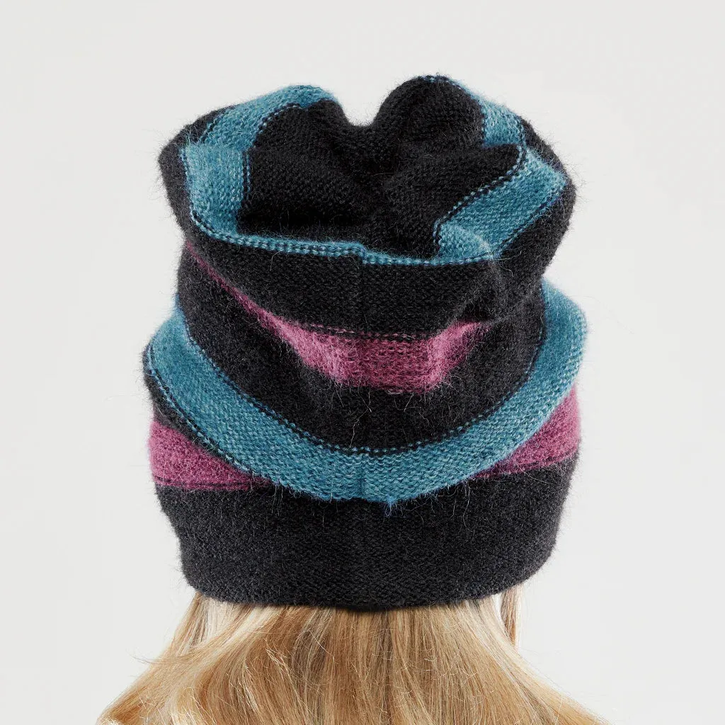 🇨🇦 Olena Zylak Cortina Stripe Hat