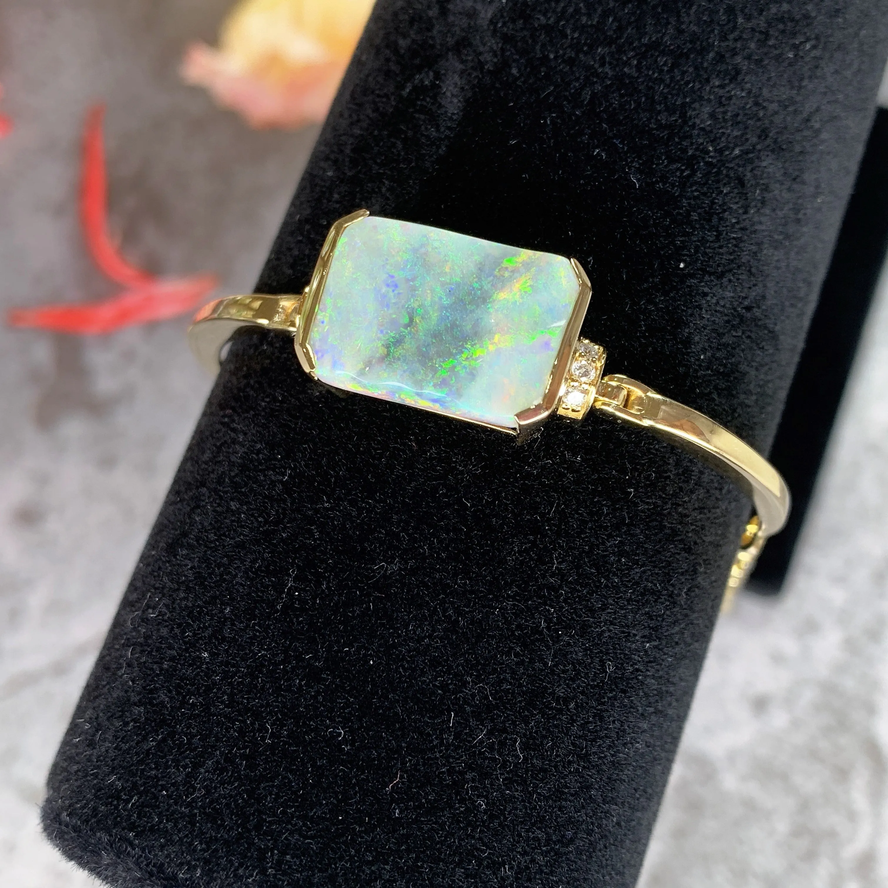 18kt Yellow Gold Black Opal Diamond bangle