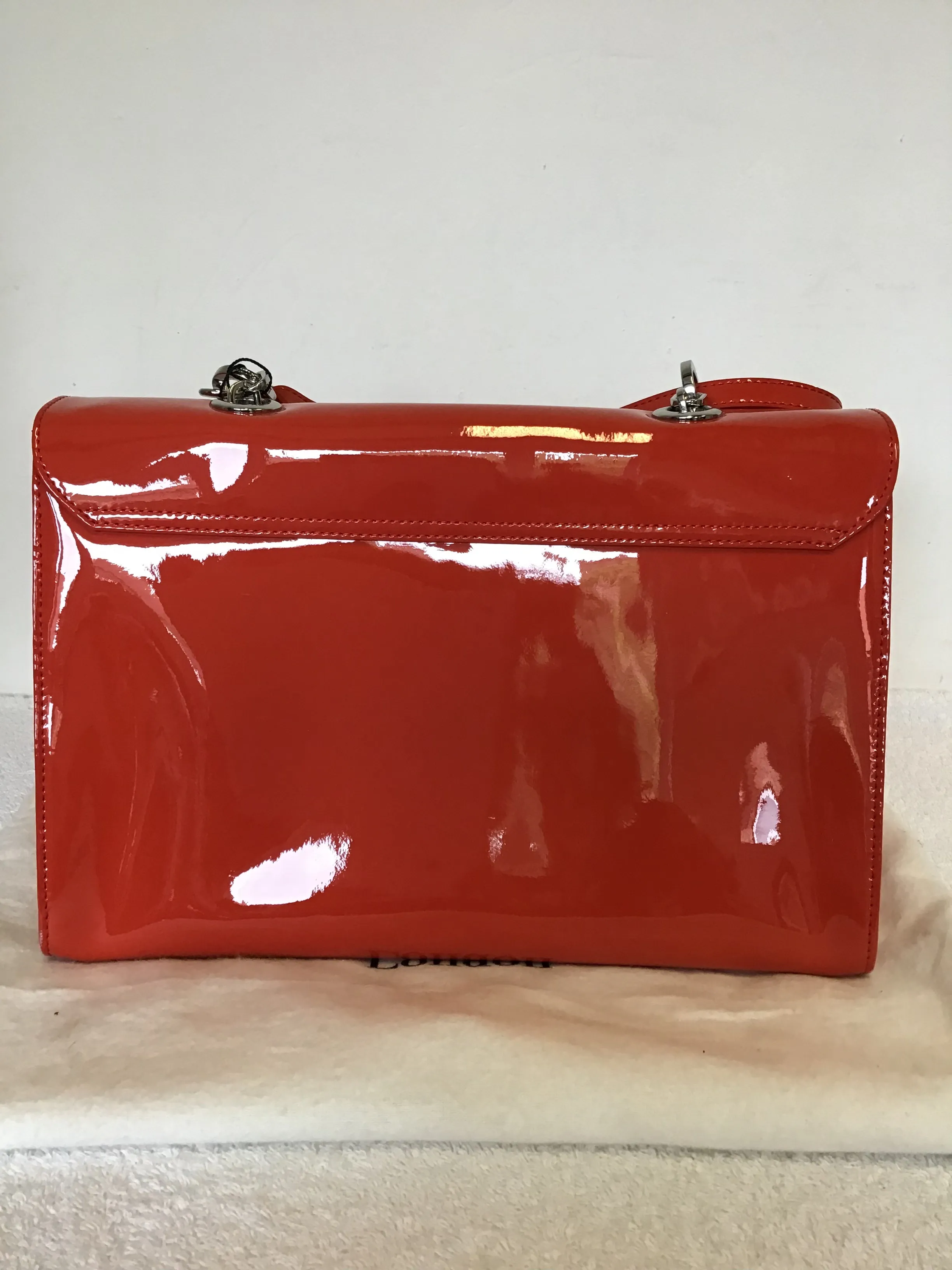 BRAND NEW LK BENNETT CORAL PATENT LEATHER HAND/ SHOULDER BAG