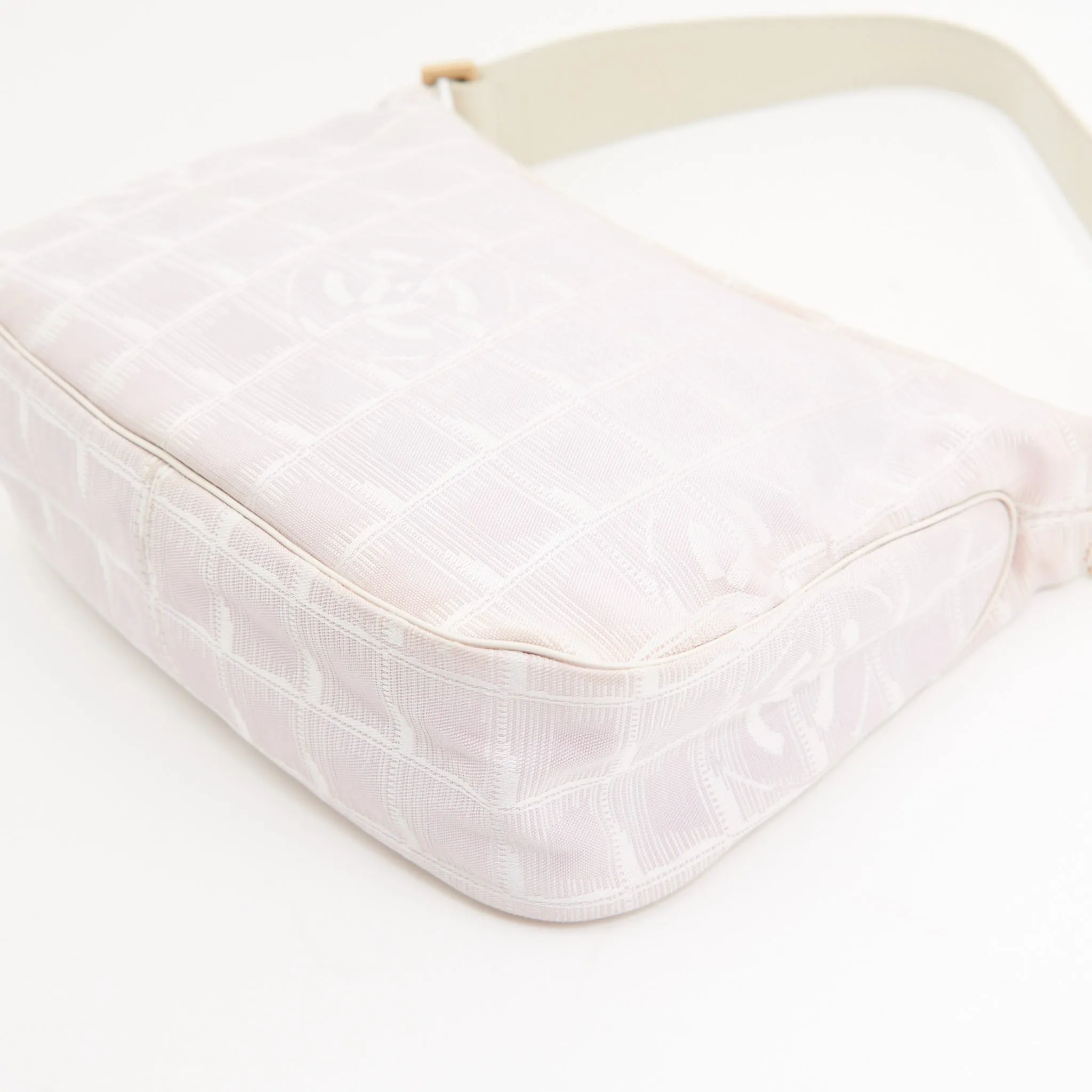 Chanel Canvas Shoulder Bag in Pink GHW
