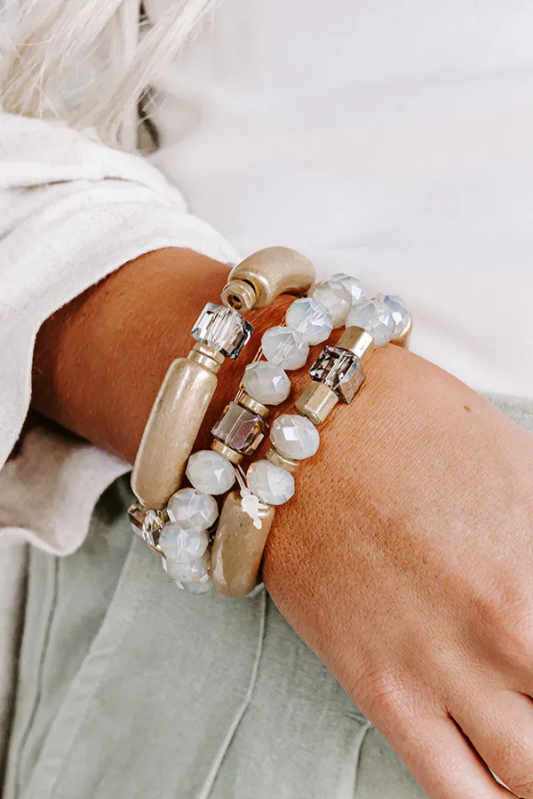 Friendly Shores Bracelet Set In Light Grey