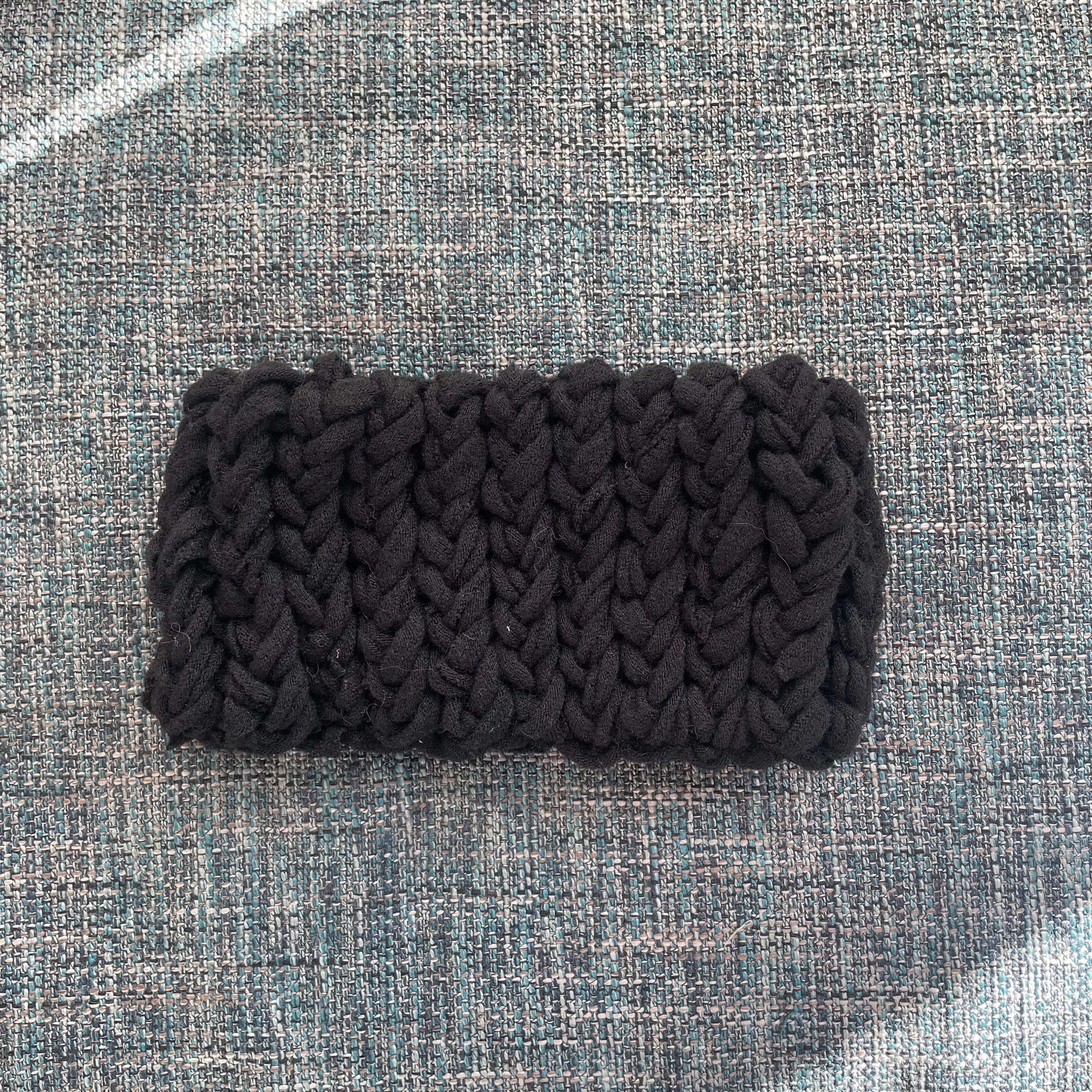 Highland Knit Headband in Onyx