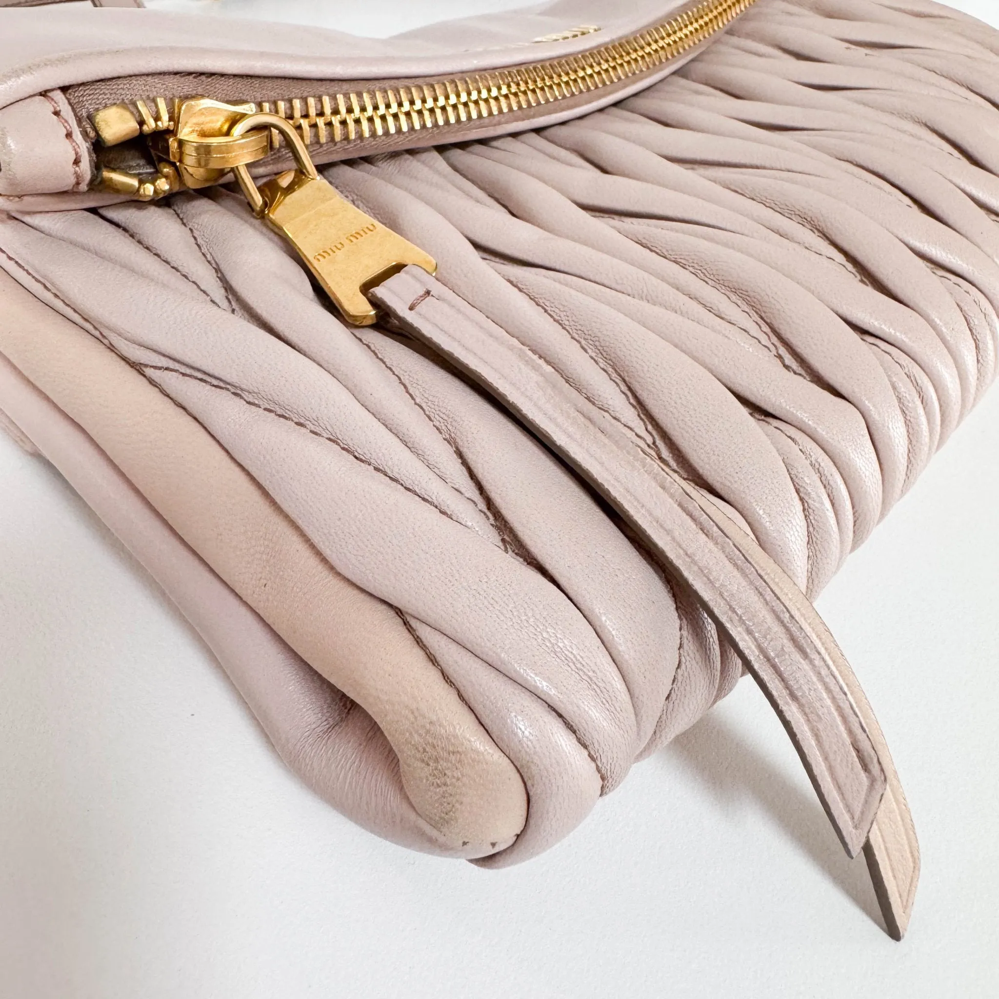 Matelassé Lambskin Leather Clutch / Shoulder Bag Pink