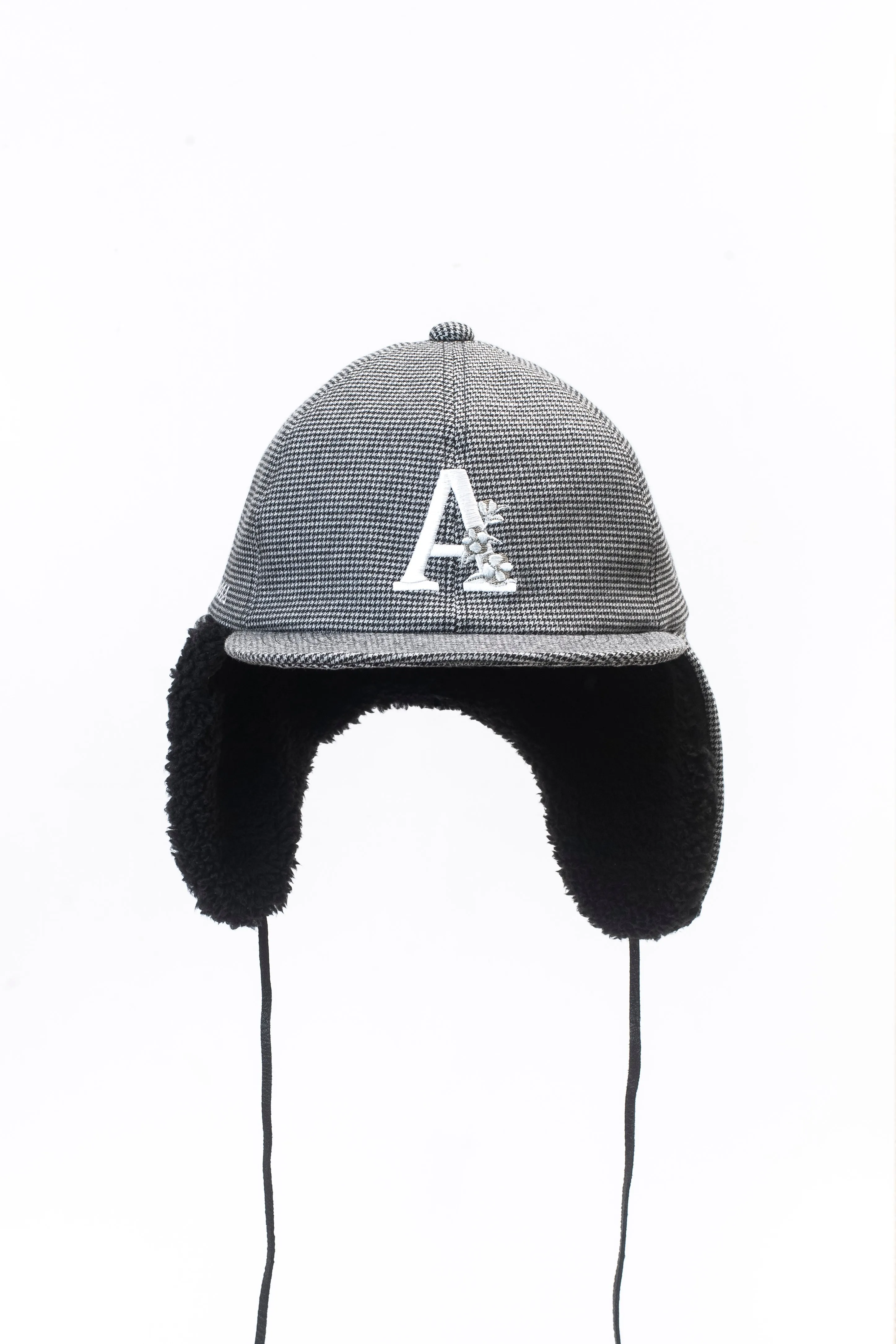SASANQUA EAR MUFF CAP GRAY