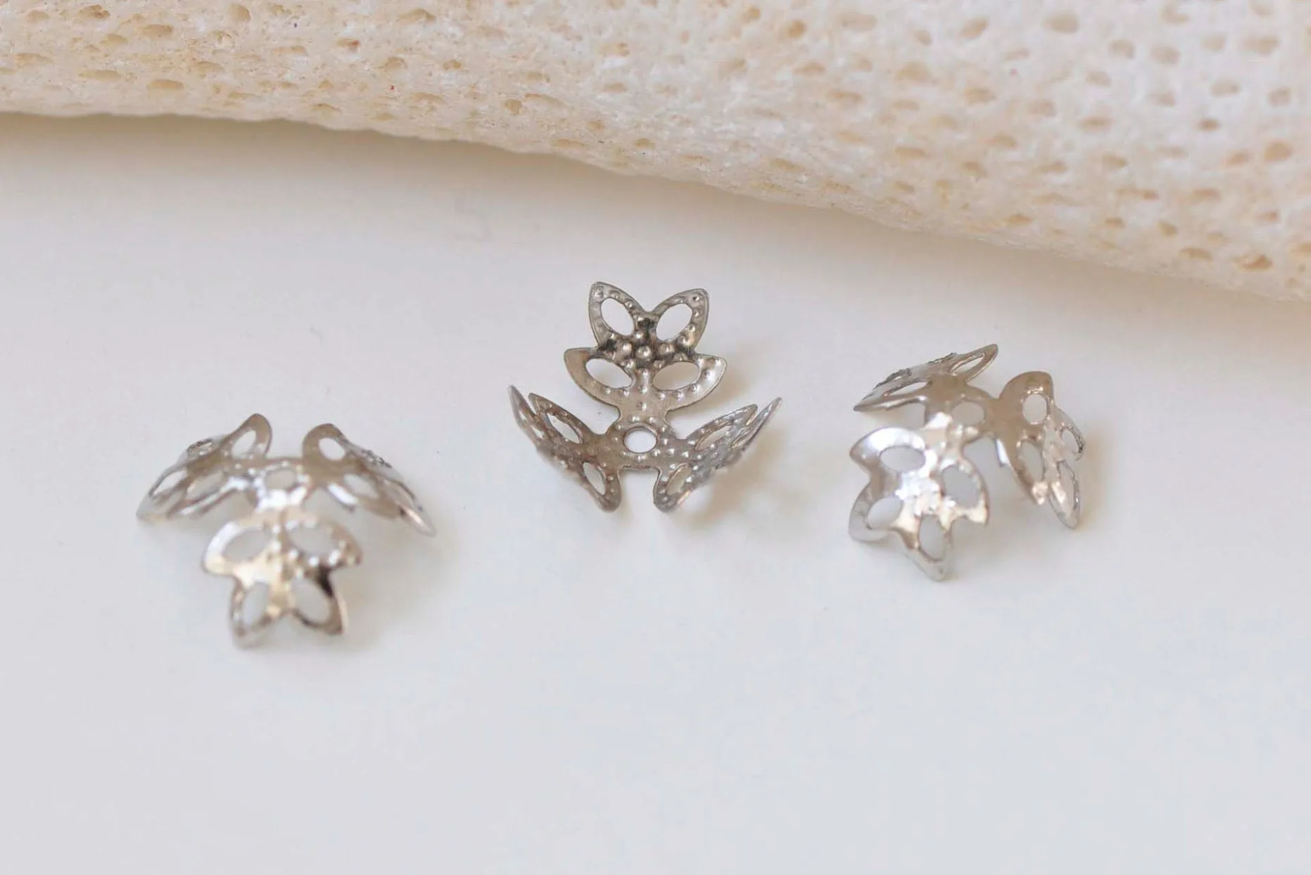 Three Petal Filigree Leaf Bead Caps Silvery Gray 9mm Set of 100 A3969