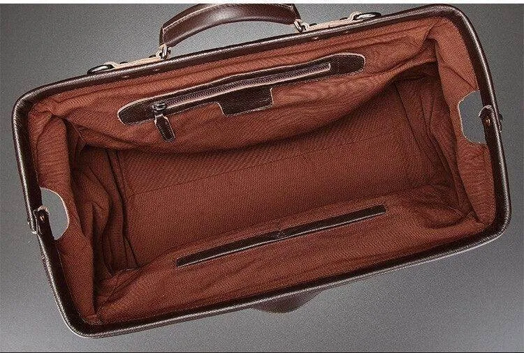 Top Grade Black Coffee Genuine Leather Travel Bag Metal