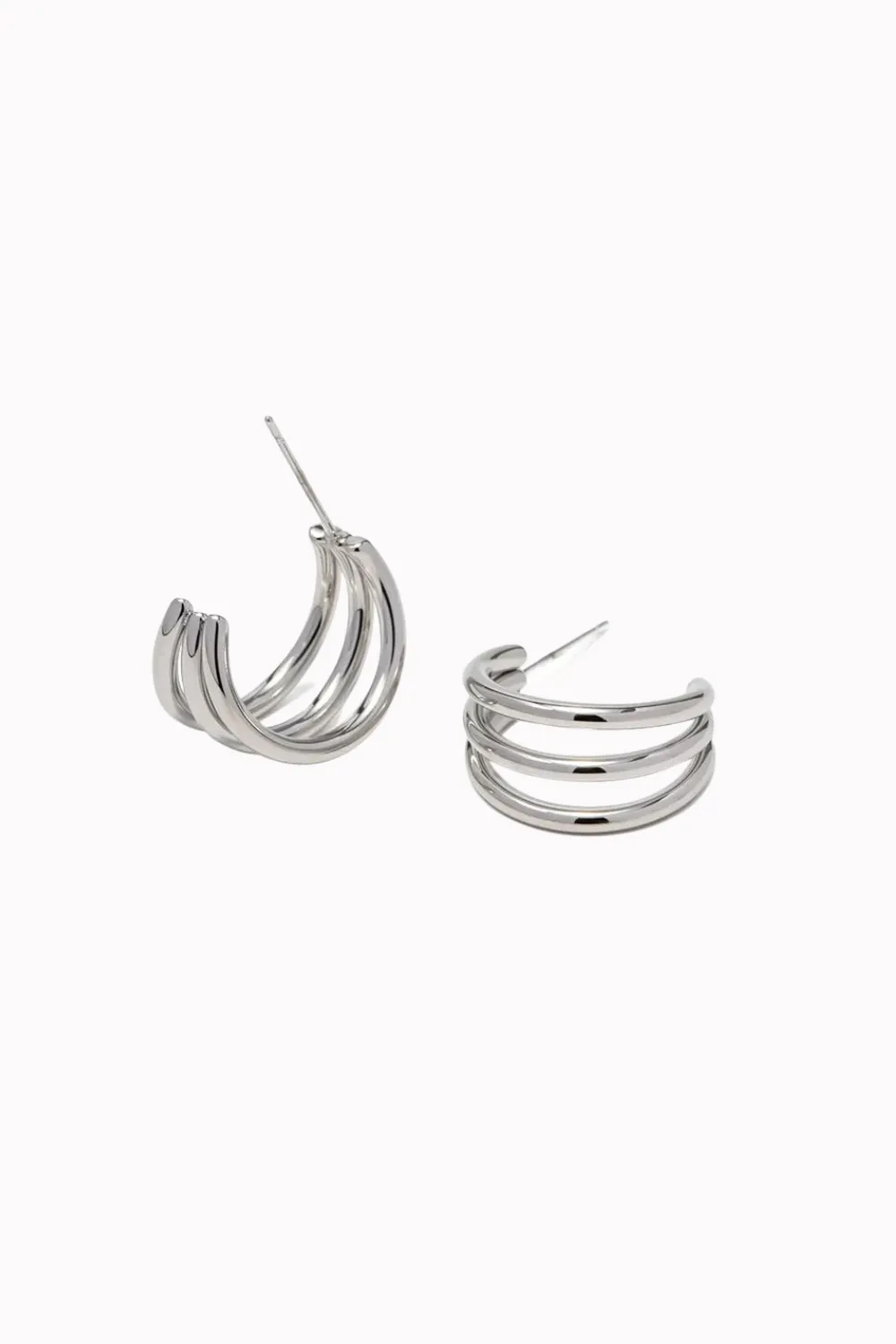 WATER RESISTANT TRIPLE DETAIL HOOP EARRING
